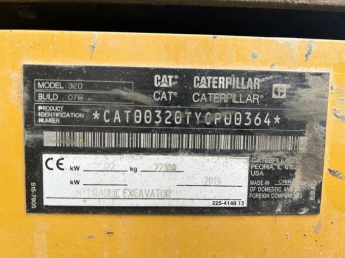 2019 CAT 320 - Image 35