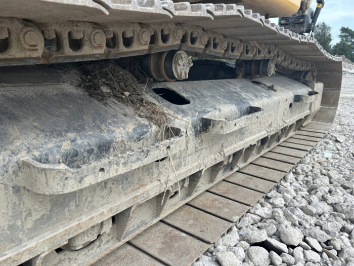 2019 CAT 320 - Image 43