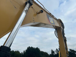 2019 CAT 320 - Image 54