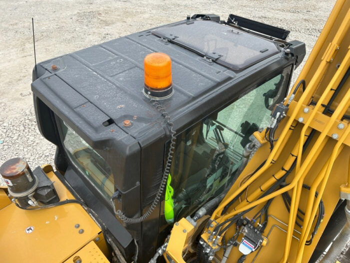 2019 CAT 320 - Image 55