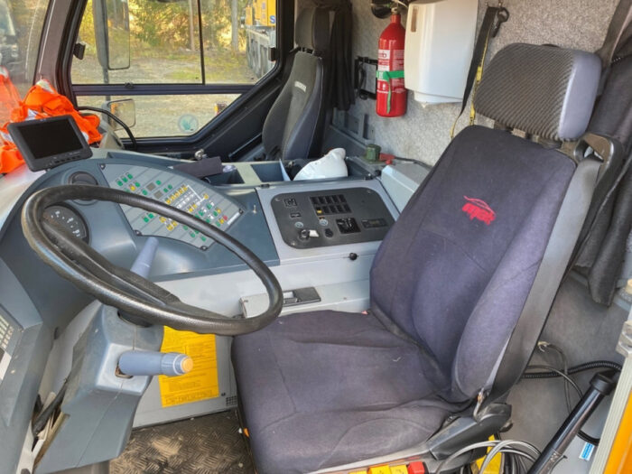 2004 Liebherr LTM1090-4.1 - Image 29