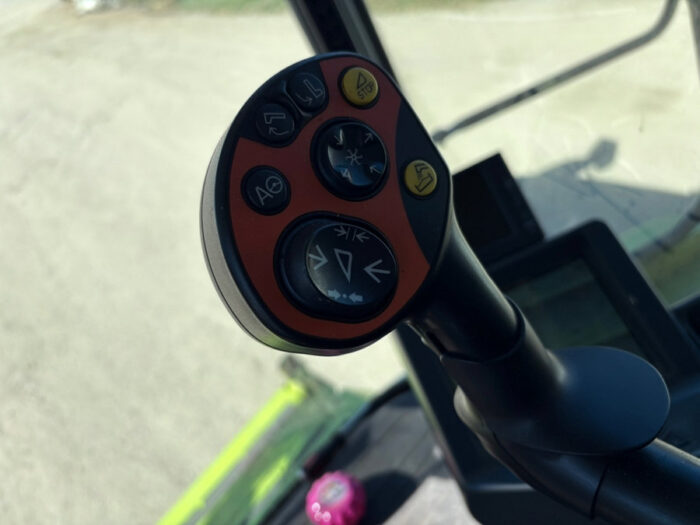 2006 Claas Lexion 560 - Image 50