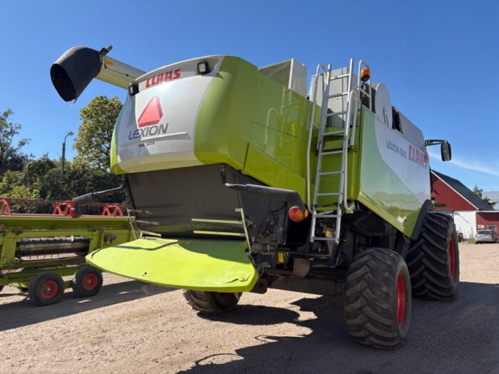 2006 Claas Lexion 560 - Image 6