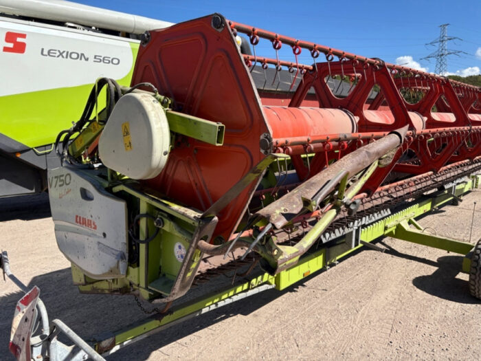 2006 Claas Lexion 560 - Image 64