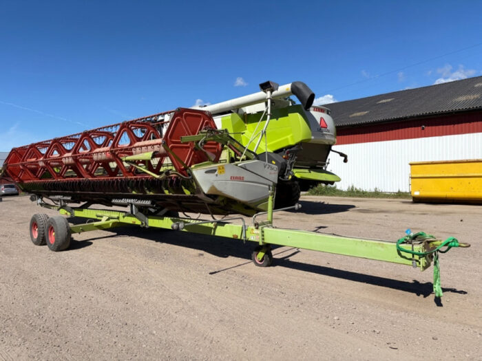 2006 Claas Lexion 560 - Image 67