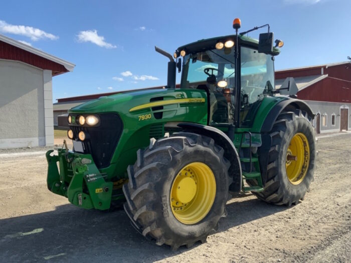 2010 John Deere 7930 - Image 2