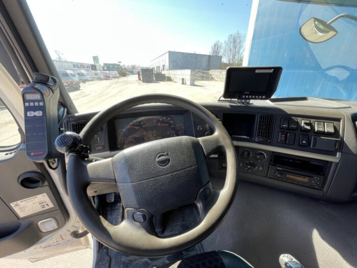 2011 Volvo FM 12.8 I-Shift - Image 40