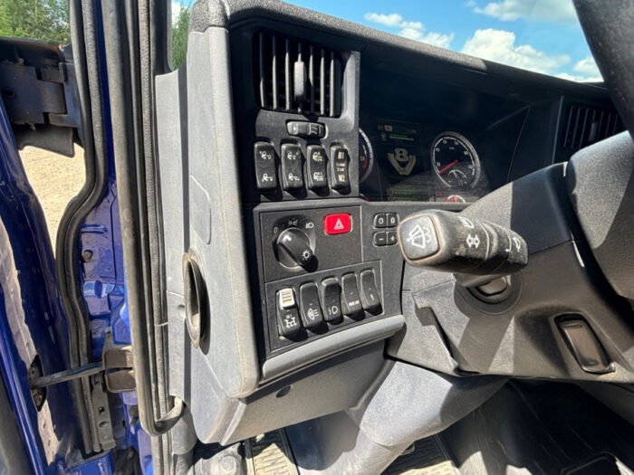 2014 Scania R520 - Image 33