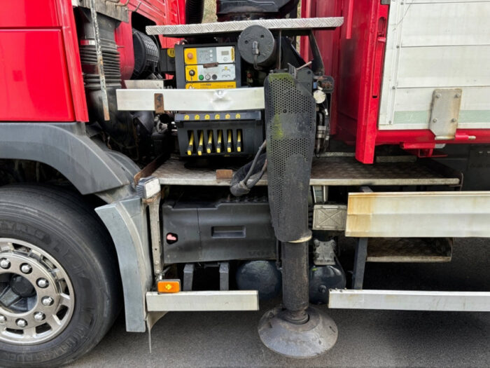 2014 Volvo FM 6×2 - Image 10
