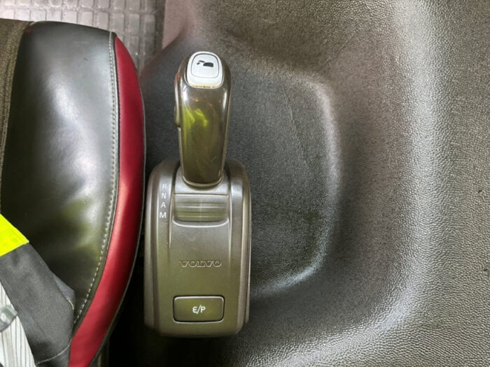 2014 Volvo FM 6×2 - Image 45