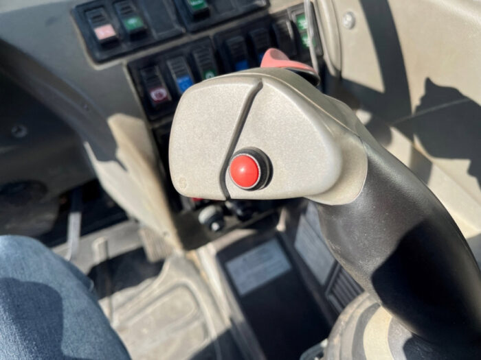 2015 Manitou MRT 2150 - Image 27