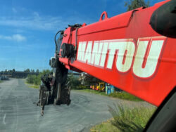 2015 Manitou MRT 2150 - Image 28
