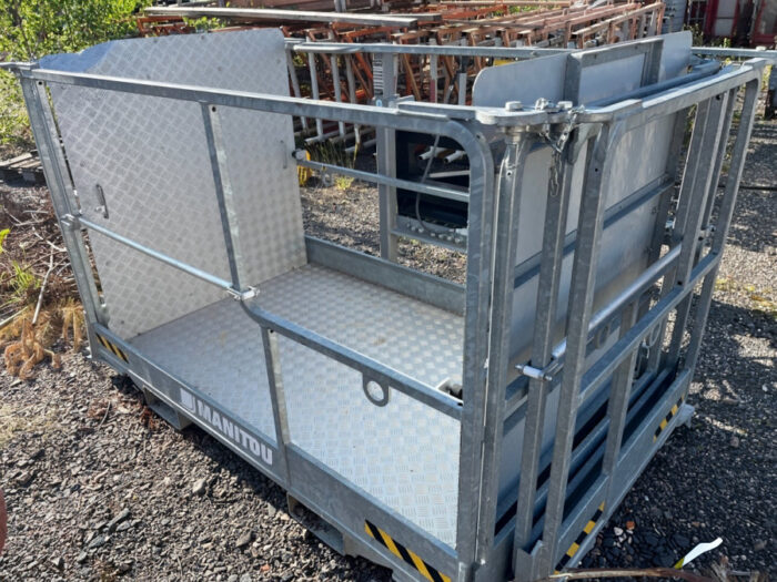 2015 Manitou MRT 2150 - Image 35