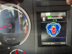 2015 Scania P410 - Image 42