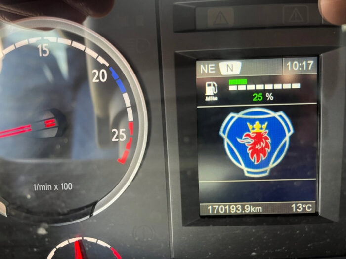 2015 Scania P410 - Image 42