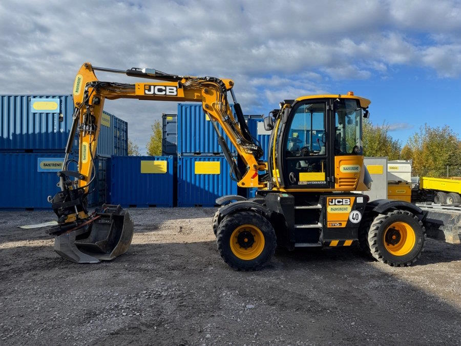 2016-JCB-110W-hydradig-MZ79612_1.jpg 2016 JCB 110W hydradig - Image 1