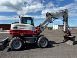 2016 Takeuchi TB295W - Image 13