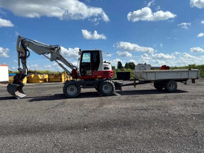 2016 Takeuchi TB295W - Image 4