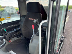 2016 Takeuchi TB295W - Image 47