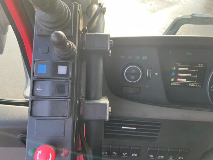 2016 Volvo FH 500 8×2*6 - Image 75