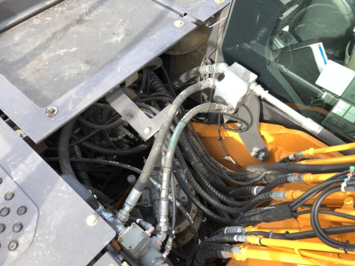 2017 Case CX 250D - Image 35