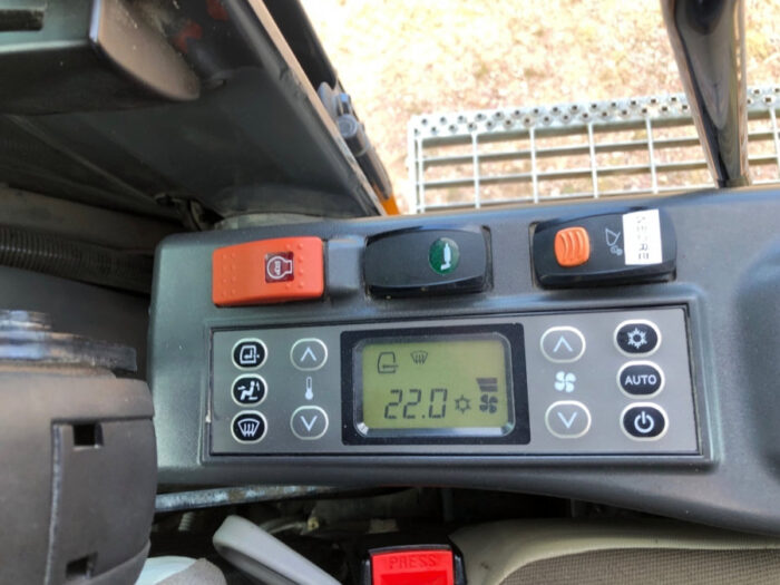 2017 Case CX 250D - Image 50