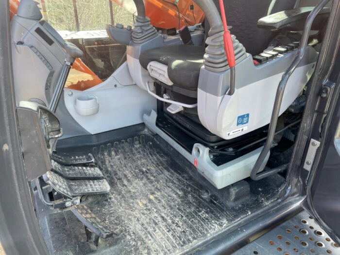 2017 Hitachi ZX 490 LCH-6 - Image 34