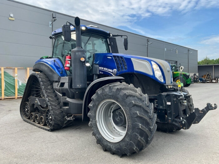 2017 New Holland T8.435 - Image 2