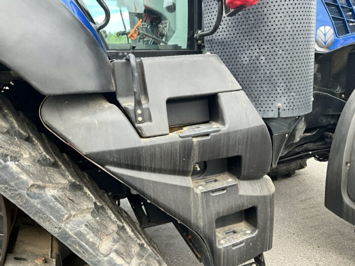 2017 New Holland T8.435 - Image 23