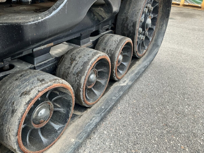 2017 New Holland T8.435 - Image 34