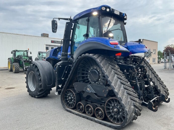 2017 New Holland T8.435 - Image 6