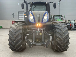 2017 New Holland T8.435 - Image 7