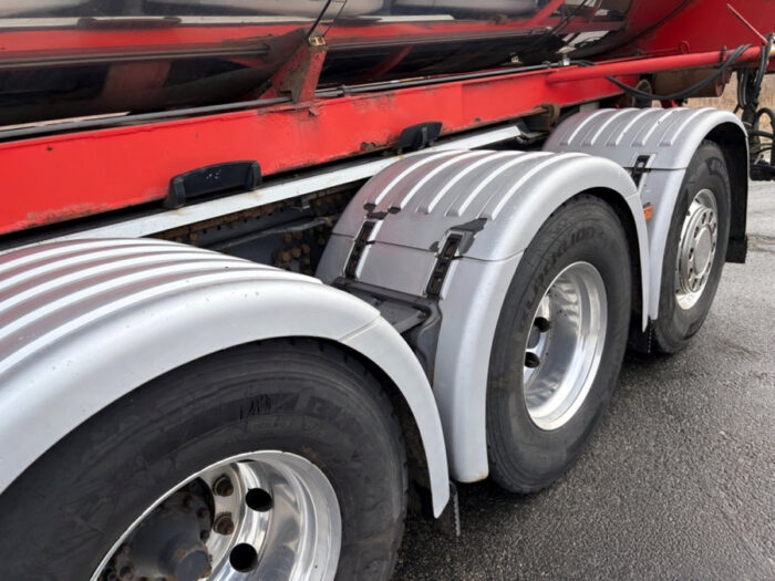 2018 Scania R580, V8 - Image 28