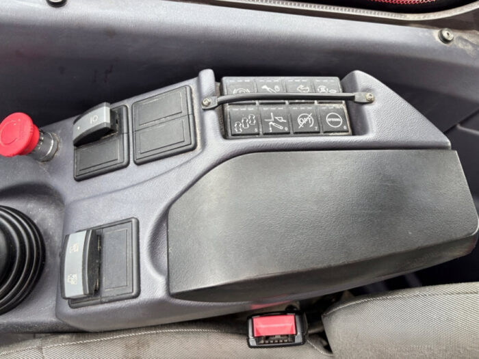 2019 Manitou MHT 10130 - Image 11