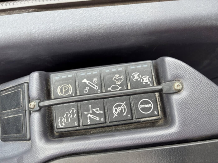 2019 Manitou MHT 10130 - Image 12