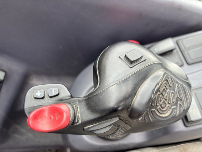2019 Manitou MHT 10130 - Image 17