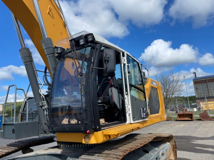 2020 Liebherr 938 - Image 24