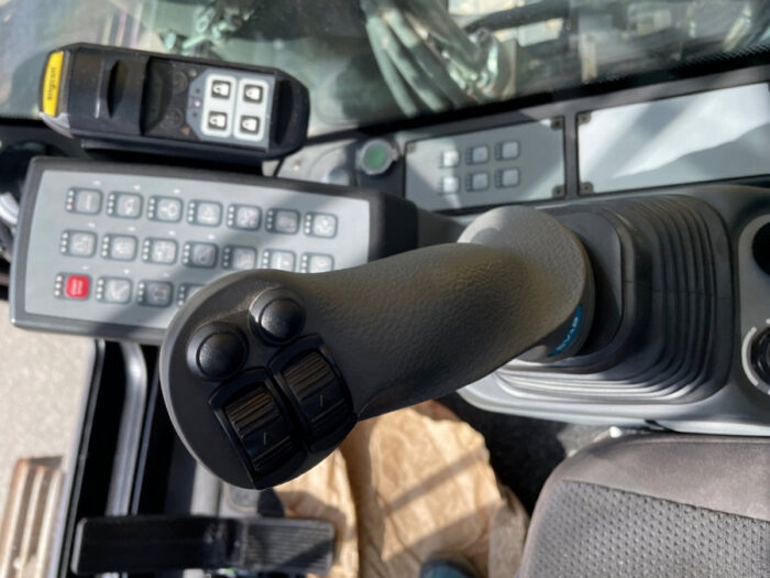 2020 Liebherr 938 - Image 48