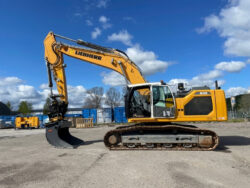 2020 Liebherr 938 - Image 6