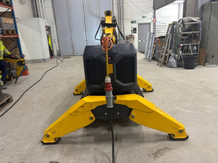 2021 Brokk 200 - Image 20