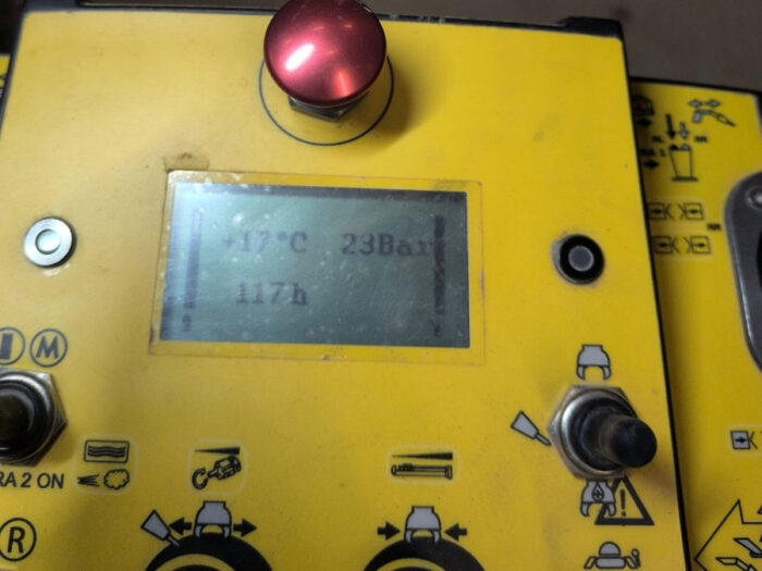 2021 Brokk 200 - Image 35