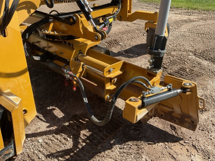 2022 CAT 299D3XE - Image 11