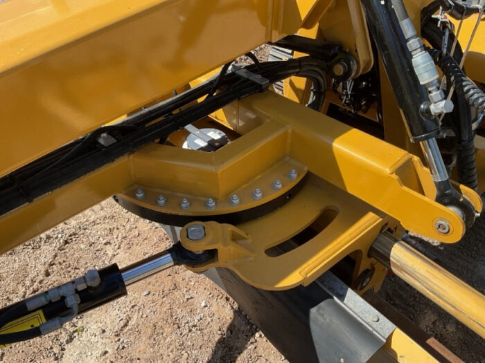 2022 CAT 299D3XE - Image 8