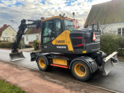 2023 Volvo EWR130E - Image 2