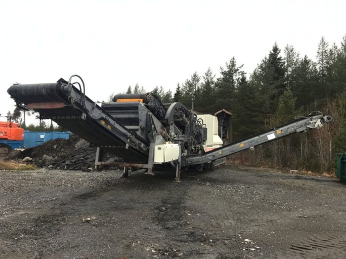 2011 Metso Lokotrack LT 3054 - Image 2